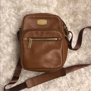 Brown Michael kors crossbody